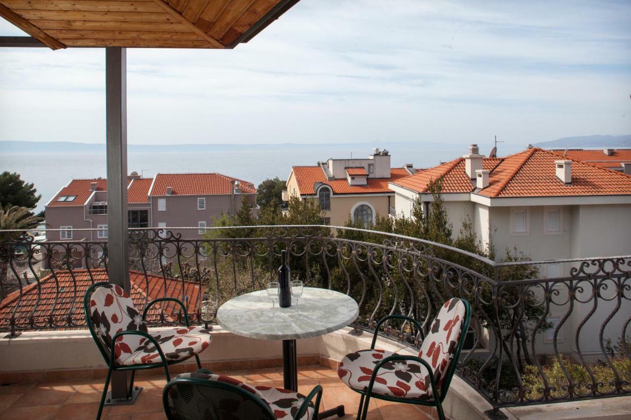 Apartments Cvjetni Dvori Макарська Екстер'єр фото