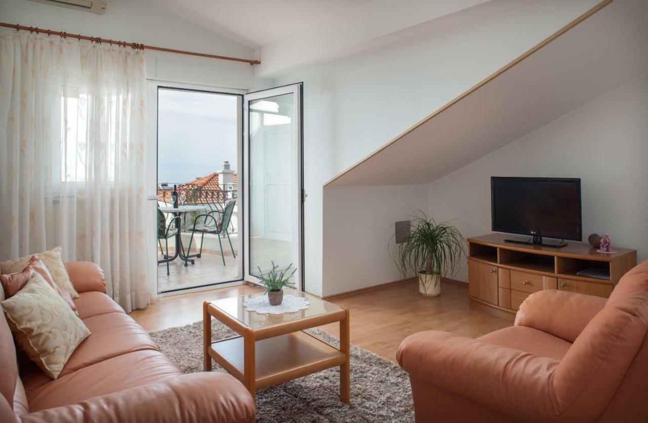 Apartments Cvjetni Dvori Макарська Екстер'єр фото