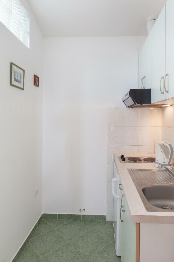 Apartments Cvjetni Dvori Макарська Екстер'єр фото