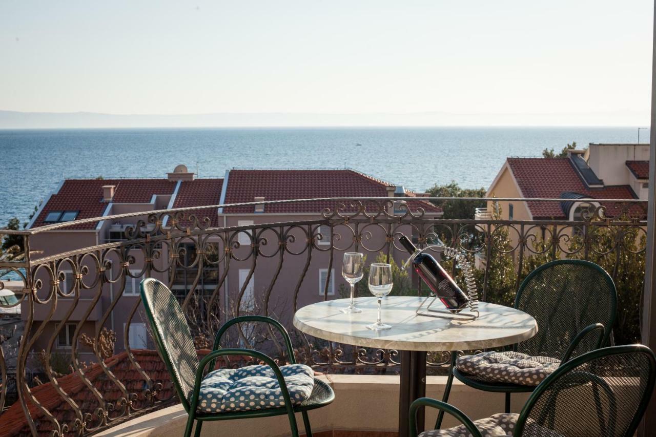 Apartments Cvjetni Dvori Макарська Екстер'єр фото
